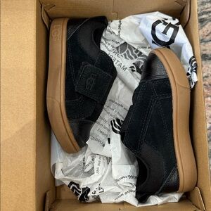 UGG The Rennon Kids Black Sneakers with Tan Sole baby toddler 6